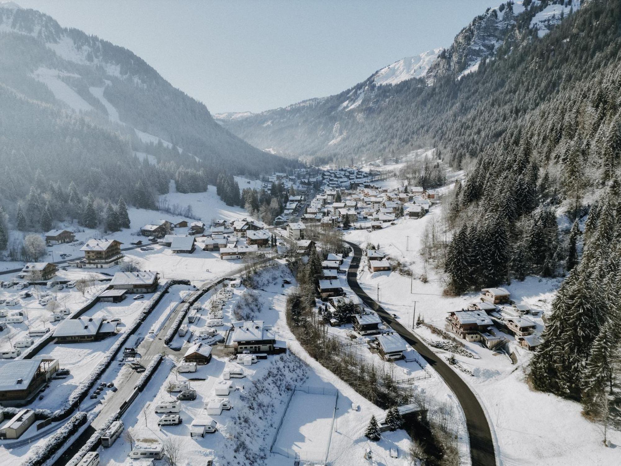 Savoya Lodges Châtel Exteriör bild